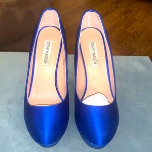 Steven Madden- Partyy-R size 7.5